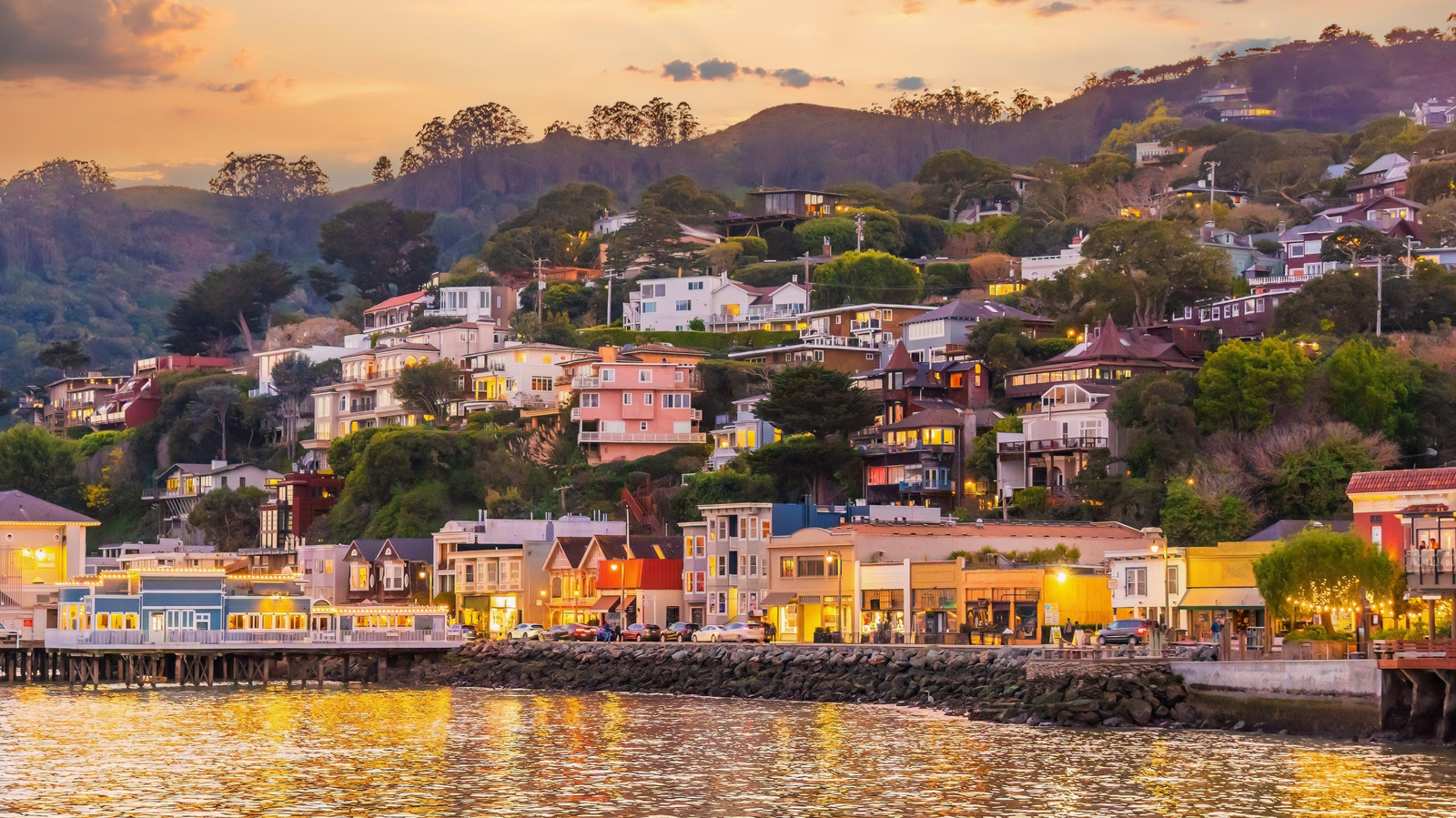'Kaliforniya'nın İtalyan Rivierası' San Francisco'nun Hemen Dışında Çarpıcı Bir Bayside Şehridir